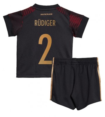 Tyskland Antonio Rudiger #2 Replika Babytøj Udebanesæt Børn VM 2022 Kortærmet (+ Korte bukser)